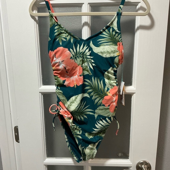 NWT Kona Sol Floral One Piece - Picture 2 of 15